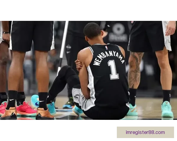 马刺力克快船福克斯砍22分哈珀瓦塞尔联手贡献两双